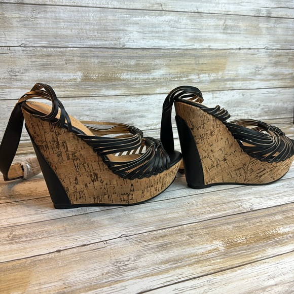 Wedges New in Box - Picture 4 of 9